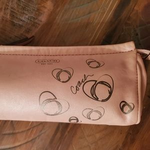 Cosmetic bag